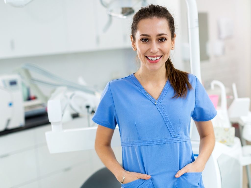 ODONTOLOGÍA EN PACIENTES CON NECESIDADES ESPECIALES DE ATENCIÓN ODONTOLÓGICA