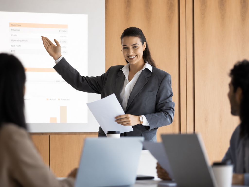 FORMADOR DE FORMADORES EN LA EMPRESA: FORMACIÓN Y ACOMPAÑAMIENTO DE TRABAJADOR